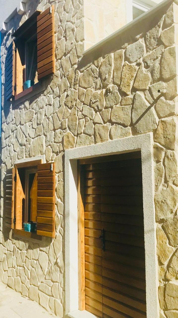 Apartman Bervida Murter Exterior photo