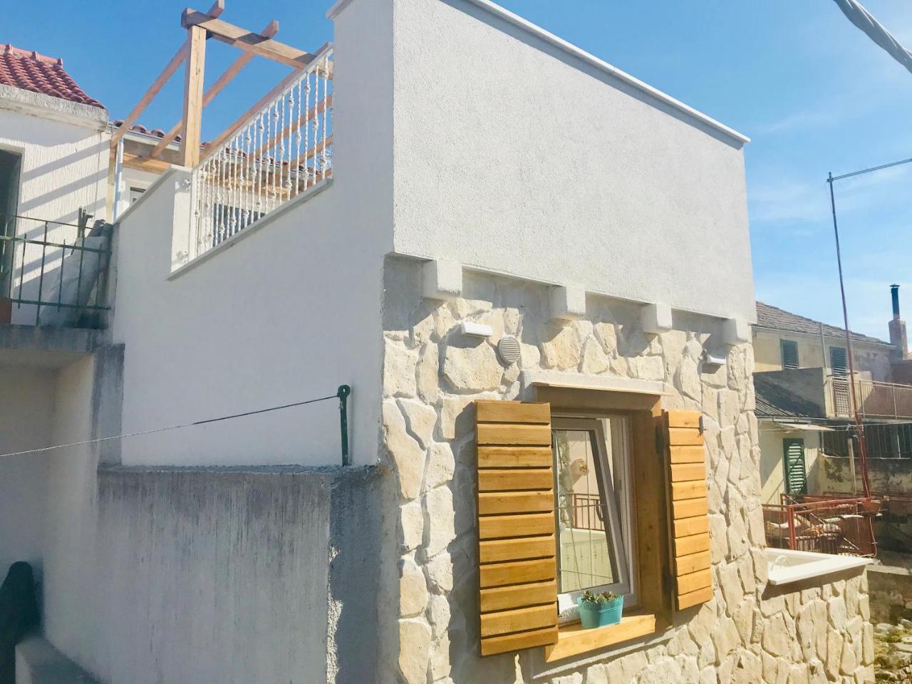 Apartman Bervida Murter Exterior photo